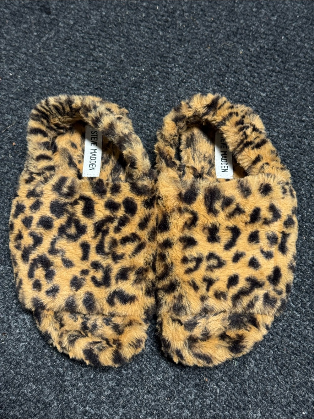 Steve Madden Leopard Print Open Toed Sling Back Fuzzy Slippers